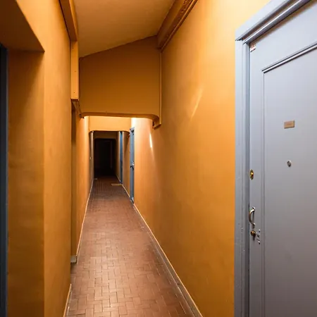 Quiet 1 Bdr At Port *