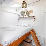 Quiet 1 Bdr At Port *