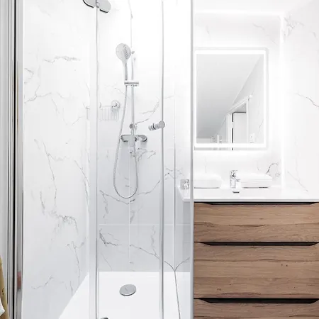 Quiet 1 Bdr At Port Апартаменты Ницца